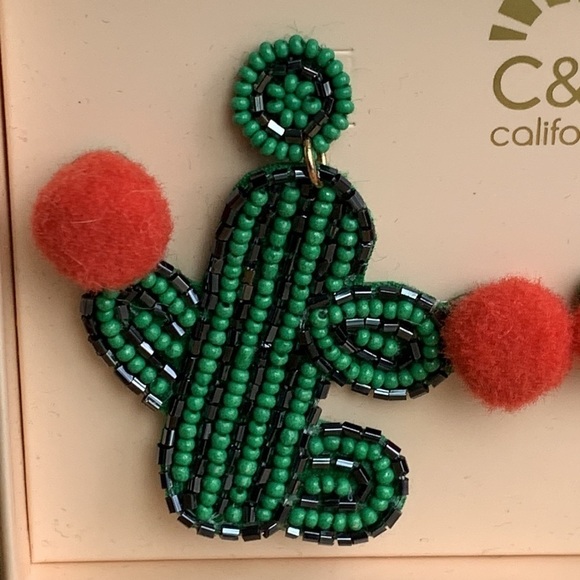 C&C California | Green Red Glass Beaded Cactus Pom Pom Earrings NIB - Picture 2 of 6